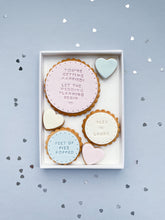 Load image into Gallery viewer, Wedding Planner Book &amp; Organiser + Biscuits Gift Pack
